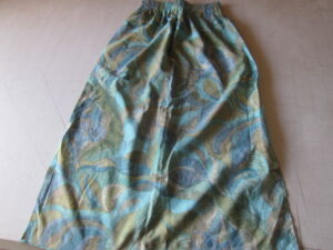 タイトスカートをパンツにリメイク 衣芯 日々繕いのある暮らし